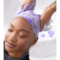 OLAPLEX® No.4P Blonde Enhancer Toning Shampoo 250ml